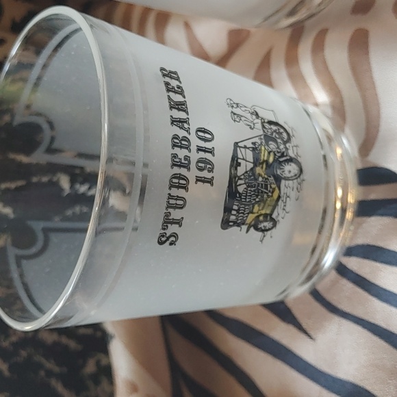 Vintage Studebaker 1910 Glasses (2) - Picture 2 of 4